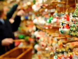 Φωτογραφία για Εορταστικό ωράριο από τις 15 Δεκεμβρίου - Πώς θα λειτουργήσουν τα καταστήματα