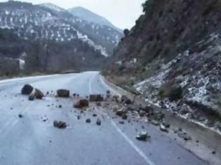 Φωτογραφία για Κατολισθήσεις προκάλεσε το χιόνι στα ορεινά των Τρικάλων