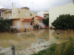 Φωτογραφία για Παραλογισμός: Το Δημόσιο ζητάει 12 δικαιολογητικά από τους πληγέντες της Ρόδου για να τους δώσει βοήθημα 560 ευρώ