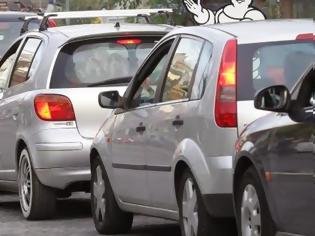 Φωτογραφία για Πάτρα: Απίστευτο μποτιλιάρισμα στην Μαιζώνος - Οδηγός παράτησε το αυτοκίνητό του στα Δικαστήρια και προκάλεσε έμφραγμα