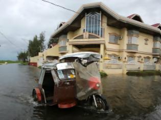 Φωτογραφία για 5.500 οι νεκροί από τον τυφώνα στις Φιλιππίνες
