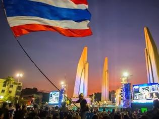 Φωτογραφία για Ταϊλάνδη: Πήρε ψήφο εμπιστοσύνης η κυβέρνηση Σιναουάτρα