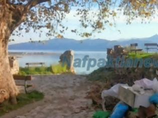 Φωτογραφία για Σκουπιδότοπος στο κάστρο της Ναυπάκτου ! [Photos]