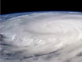 Φωτογραφία για Ξεπέρασαν τους 5.600 οι νεκροί από τον τυφώνα Χαϊγιάν στις Φιλιππίνες
