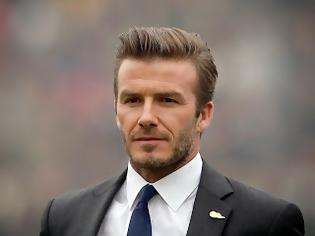 Φωτογραφία για David Beckham: «Θέλω να με υποδυθεί στο σινεμά ο Brad Pitt»