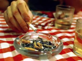 Φωτογραφία για Πρόστιμα έως 500 ευρώ για όσους καπνίζουν σε ταβέρνες, εστιατόρια, νυχτερινά κέντρα
