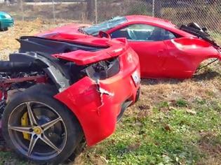 Φωτογραφία για Ferrari 458 Italia κόπηκε στα δύο μετά από συντριβή