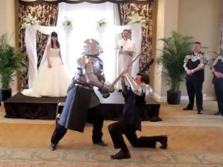 Φωτογραφία για Όταν την οργάνωση του γάμου αναλαμβάνει ο γαμπρός [Video]