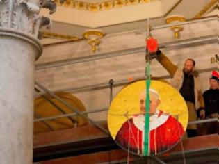 Φωτογραφία για Είναι Μαρξιστής ο Πάπας Φραγκίσκος;