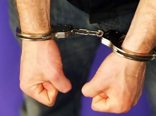 Φωτογραφία για Πάτρα: Συνελήφθη ο ένας εκ των δύο ληστών της Κάτω Αχαΐας - Είχαν ληστέψει τον ιδιοκτήτη του ξενοδοχείου Δύμη