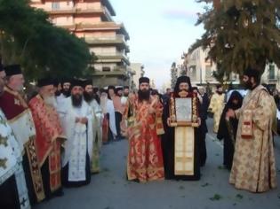 Φωτογραφία για Συγκίνηση, δέος και αγαλλίαση χθες βράδυ στον εσπερινό υποδοχής της εικόνας της Παναγίας Μαλεβής στην Πάτρα