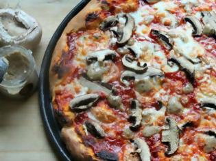 Φωτογραφία για Η συνταγή της ημέρας: Πίτσα με σπέσιαλ με κιμά