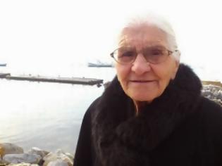 Φωτογραφία για 90χρονη που έζησε από την φλεγόμενη Σμύρνη: Ο κόσμος έτρεχε στα πλοία να σωθεί...τους έκοβαν τα χέρια και έπεφταν στη θάλασσα