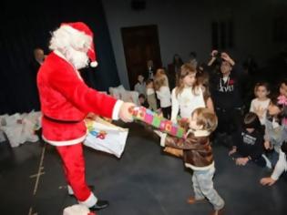 Φωτογραφία για Ένας διαφορετικός Άγιος Βασίλης! [Video]