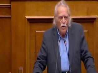 Φωτογραφία για Μανώλης Γλέζος : Για πρώτη φορά φορολογείται ... το συναίσθημα 