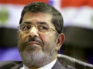 Φωτογραφία για Ο Μόρσι θα δικαστεί και για τη δραπέτευση από τη φυλακή το 2011