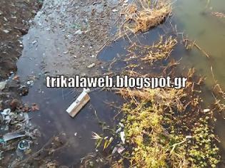 Φωτογραφία για Γέμισε σκουπίδια το ποτάμι στο πάρκο του Ματσόπουλου στα Τρίκαλα