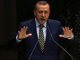 Φωτογραφία για Δέκα υπουργούς άλλαξε ο Ερντογάν - Τα σκάνδαλα συγκλονίζουν την κυβέρνησή του