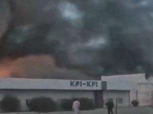 Φωτογραφία για Μεγάλες καταστροφές από την πυρκαγιά στη γαλακτοβιομηχανία Κρι-Κρι - Δείτε βίντεο