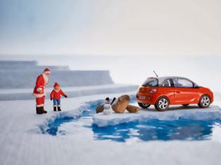 Φωτογραφία για Χαιρετίσματα από τον Άι Βασίλη: Το Opel ADAM συλλέγει πρωτοχρονιάτικα δώρα στο Βόρειο Πόλο