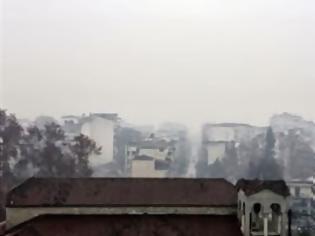 Φωτογραφία για Η αιθαλομίχλη κλείνει τα σχολεία