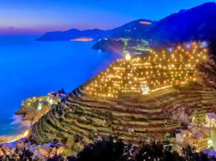 Φωτογραφία για Manarola: Ένα χωριό… χριστουγεννιάτικη φάτνη!