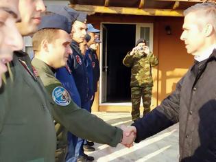 Φωτογραφία για Επίσκεψη ΥΦΕΘΑ Αθ. Δαβάκη στην 130ΣΜ και την 8η ΜΣΕΠ