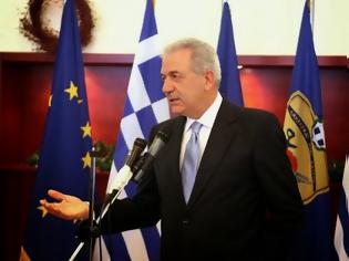 Φωτογραφία για Μήνυμα ΥΕΘΑ Δημήτρη Αβραμόπουλου για το νέο έτος 2014