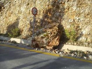 Φωτογραφία για Από θαύμα δεν τραυματίστηκε κανείς στο δρόμο προς Σφακιά