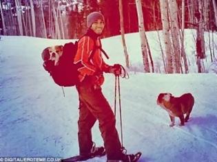 Φωτογραφία για Ο Χάμιλτον ποζάρει με πέδιλα του σκι και προκαλεί αντιδράσεις