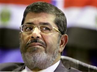 Φωτογραφία για Στις 28 Ιανουαρίου θα δικαστεί ο πρώην Αιγύπτιος πρόεδρος Μόρσι