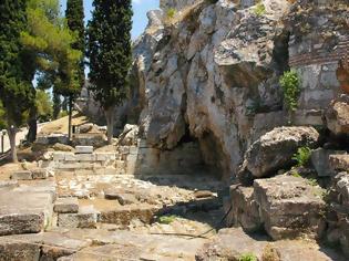 Φωτογραφία για Έργα αποκατάστασης στον Ιερό Βράχο