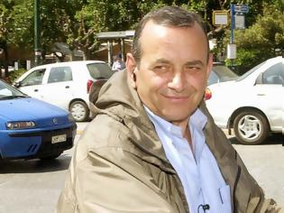 Φωτογραφία για ΕΚΤΑΚΤΟ: Συνελήφθη ο εκδότης και δημοσιογράφος Γιώργος Κουρής