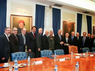 Φωτογραφία για Συνάντηση ΥΕΘΑ Δημήτρη Αβραμόπουλου με εκπροσώπους Ελληνο-αμερικανικών και Αμερικανο-εβραϊκών οργανώσεων