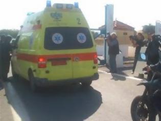 Φωτογραφία για Άρτα: Τέσσερις έφηβοι και μια γιατρός σοβαρά τραυματισμένοι μετά από τροχαίο