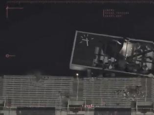 Φωτογραφία για ΑΠΙΣΤΕΥΤΗ ΔΙΑΦΗΜΙΣΗ ΜΕ ΡΟΪΣ, ΣΕΣΚ, ΑΝΡΙ ΚΑΙ... ΜΠΑΛΟΤΕΛΙ! *ΒΙΝΤΕΟ*