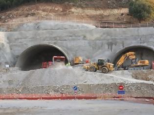 Φωτογραφία για Έτοιμη σε 18 μήνες η σήραγγα των Τεμπών