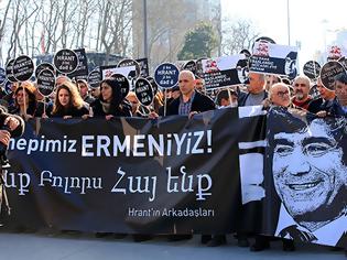 Φωτογραφία για Κωνσταντινούπολη: Μεγάλη διαδήλωση για την επέτειο δολοφονίας του Αρμένιου δημοσιογράφου Χραντ Ντινκ