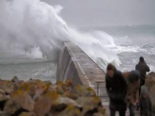 Φωτογραφία για Ένας νεκρός από την κακοκαιρία στη Γαλλία