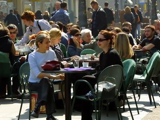 Φωτογραφία για Οι Ελληνες επενδύουν σταθερά σε καφετέριες, κομμωτήρια, σουβλατζίδικα