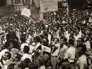 Φωτογραφία για Αθήνα 19 Ιανουαρίου 1952: Η Ελλάδα στους δρόμους για την Κύπρο μας! (Σπάνιο φωτογραφικό ντοκουμέντο)