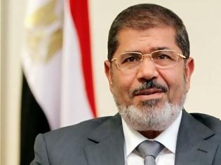 Φωτογραφία για Μόρσι: Το Φεβρουάριο θα δικαστεί για κατσκοπεία