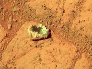 Φωτογραφία για Ανακάλυψαν μυστηριώδες πέτρωμα στον Άρη