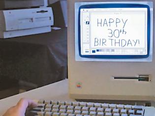 Φωτογραφία για Ο υπολογιστής Mac της Apple γίνεται σήμερα τριάντα ετών