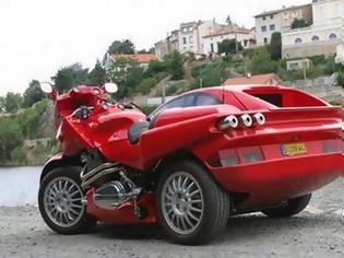 Φωτογραφία για Μοτοσικλέτα και αυτοκίνητο σε μια ...Ferrari