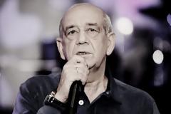 Ο πολιτικός κόσμος αποχαιρετά τον Δημήτρη Μητροπάνο...
