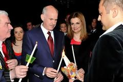 Tριήμερο του Παπανδρέου στην Βυτίνα - Κοντή μνήμη η πλήρης απαξίωση ;