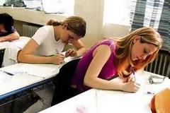 ΜΕ ΤΟ ΙΣΧΥΟΝ ΣΥΣΤΗΜΑ ΘΑ ΕΞΕΤΑΣΤΟΥΝ ΟΙ ΜΑΘΗΤΕΣ ΤΟΥ ΛΥΚΕΙΟΥ