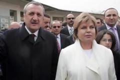 Υπουργός της Τσιλέρ επικεφαλής συμμορίας