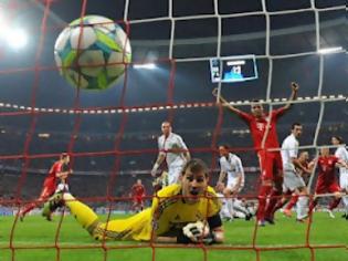 Φωτογραφία για Ο... σούπερ Μάριο χτύπησε στο 90', η Μπάγερν πήρε προβάδισμα